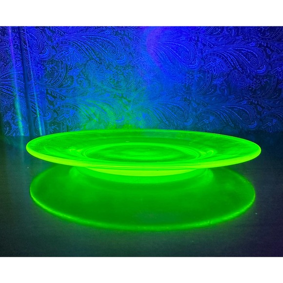 Antique Tiffin Vaseline canary yellow 7 3/8” plate - Picture 4 of 10